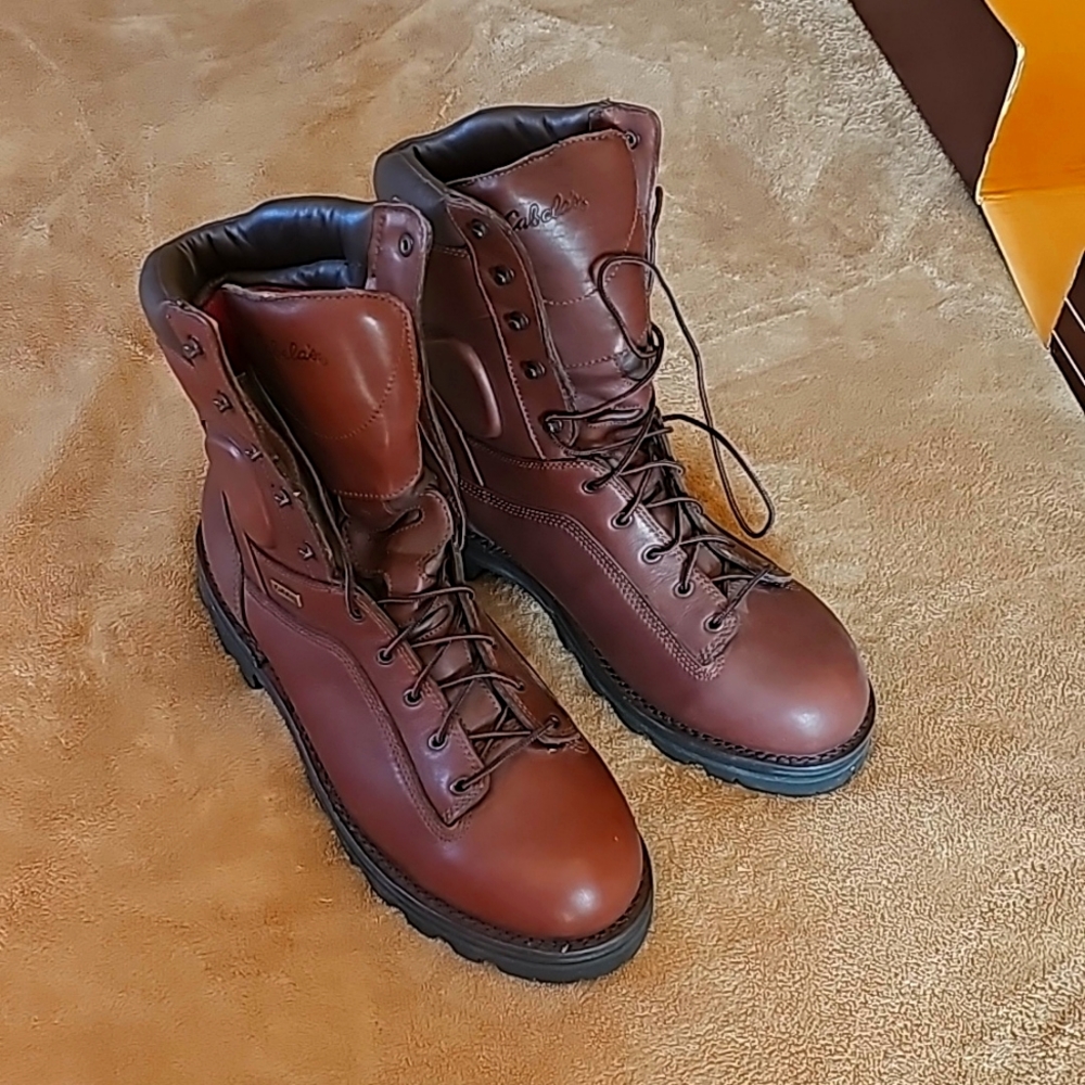 Cabela's size 13D 9in insulated hunting boots.
